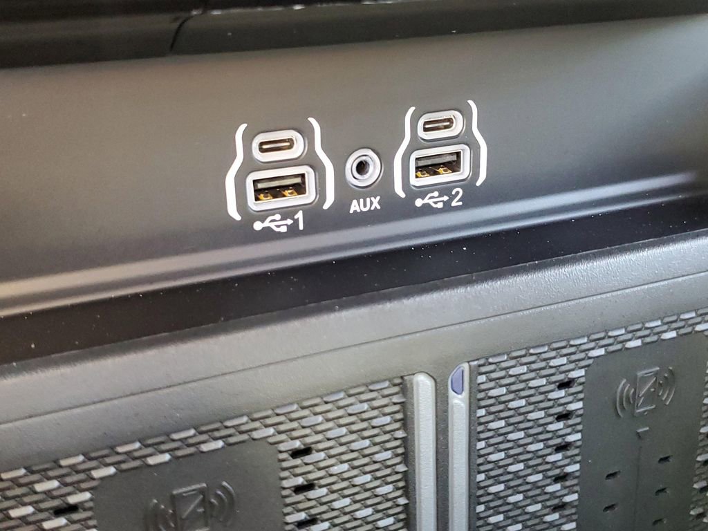 New 2025 RAM 2500 Laramie AWD/4WD image 31