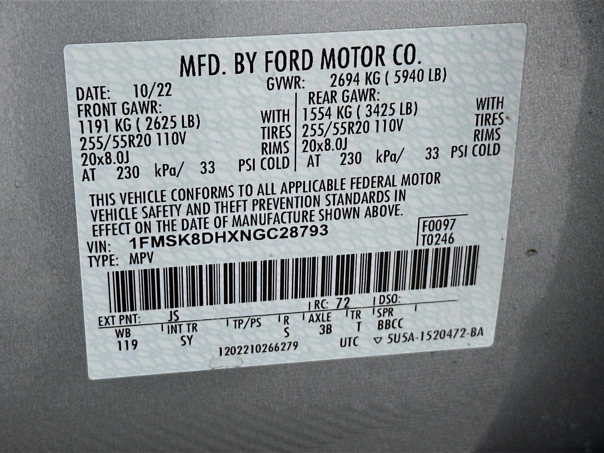 Used 2022 Ford Explorer XLT w/ Equipment Group 202A image 12