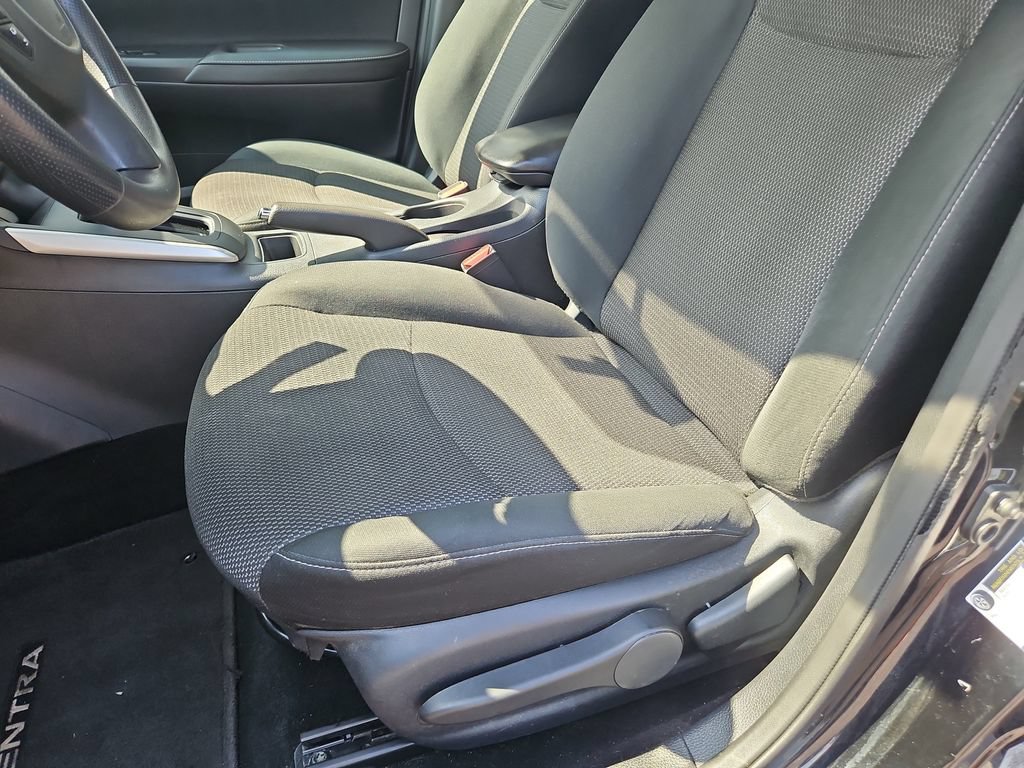 Used 2019 Nissan Sentra S FWD image 17