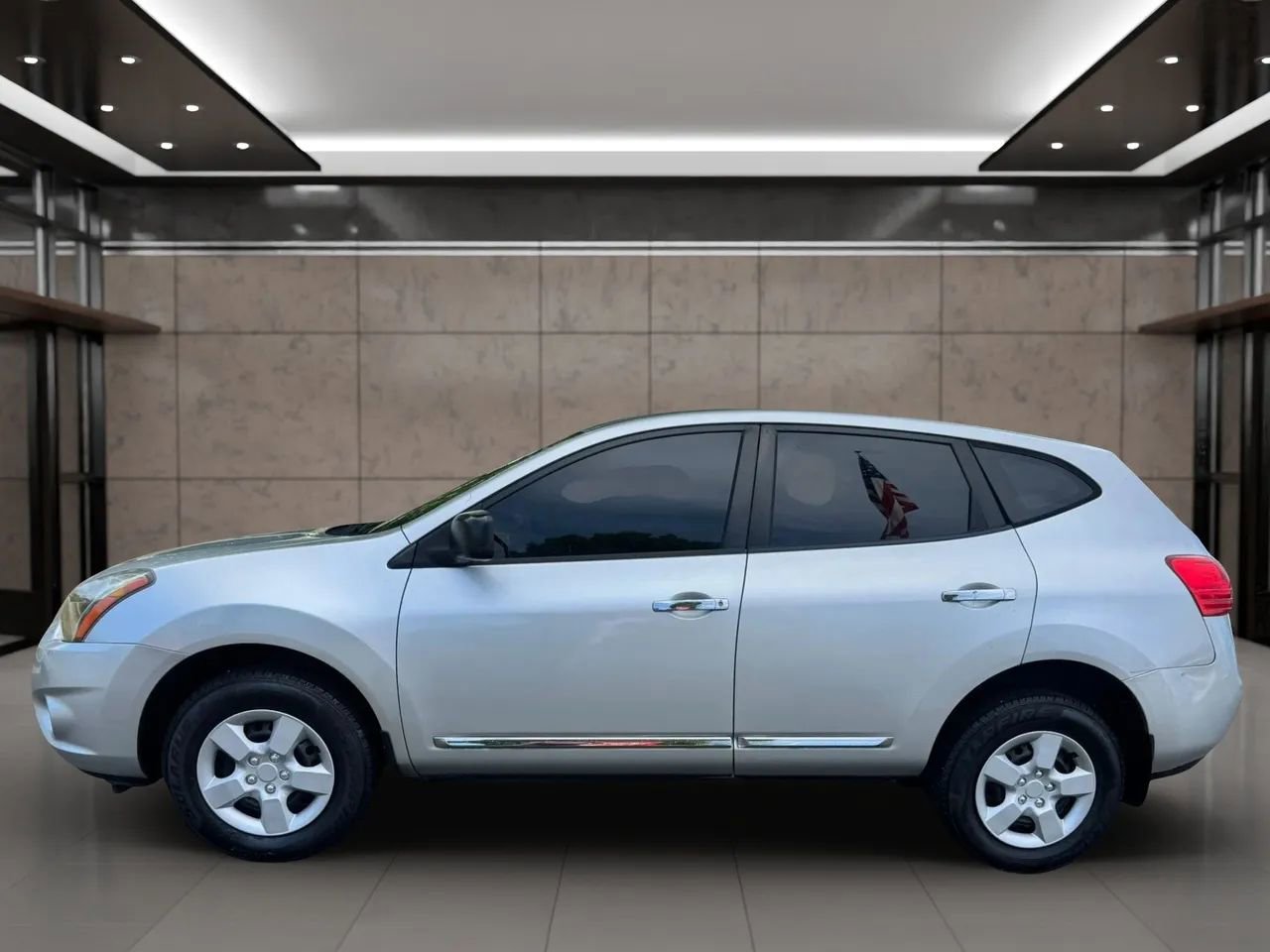 Used 2015 Nissan Rogue S image 3