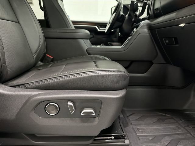 New 2026 GMC Sierra 2500 Denali w/ Denali Reserve Package AWD/4WD image 21
