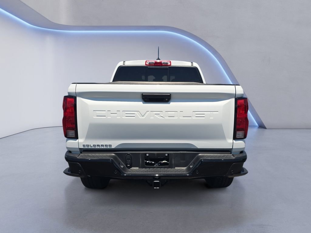 Used 2024 Chevrolet Colorado Trail Boss w/ Technology Package AWD/4WD image 4