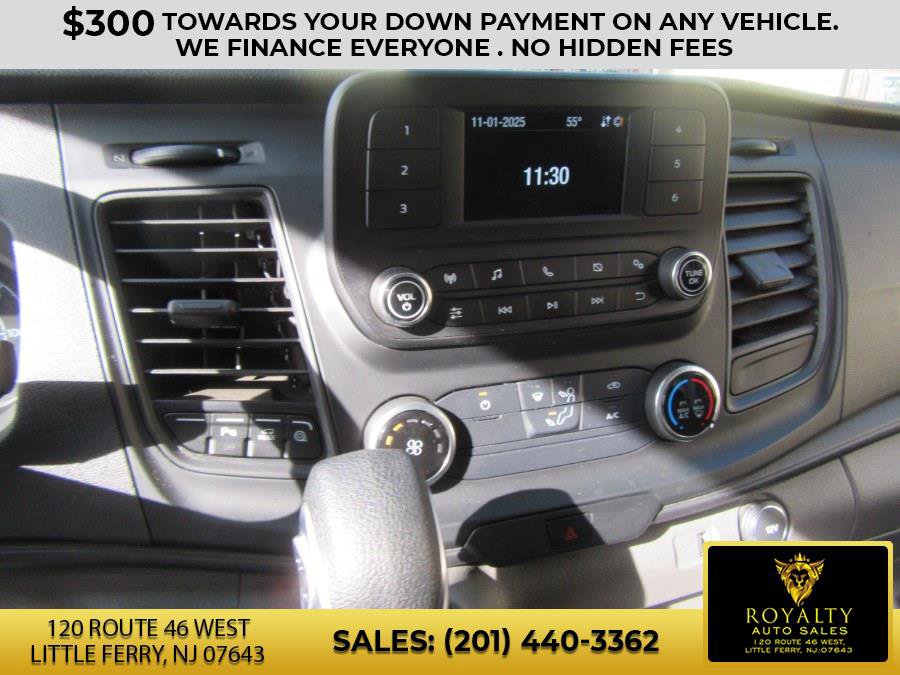 Used 2023 Ford Transit 250 Medium Roof image 12