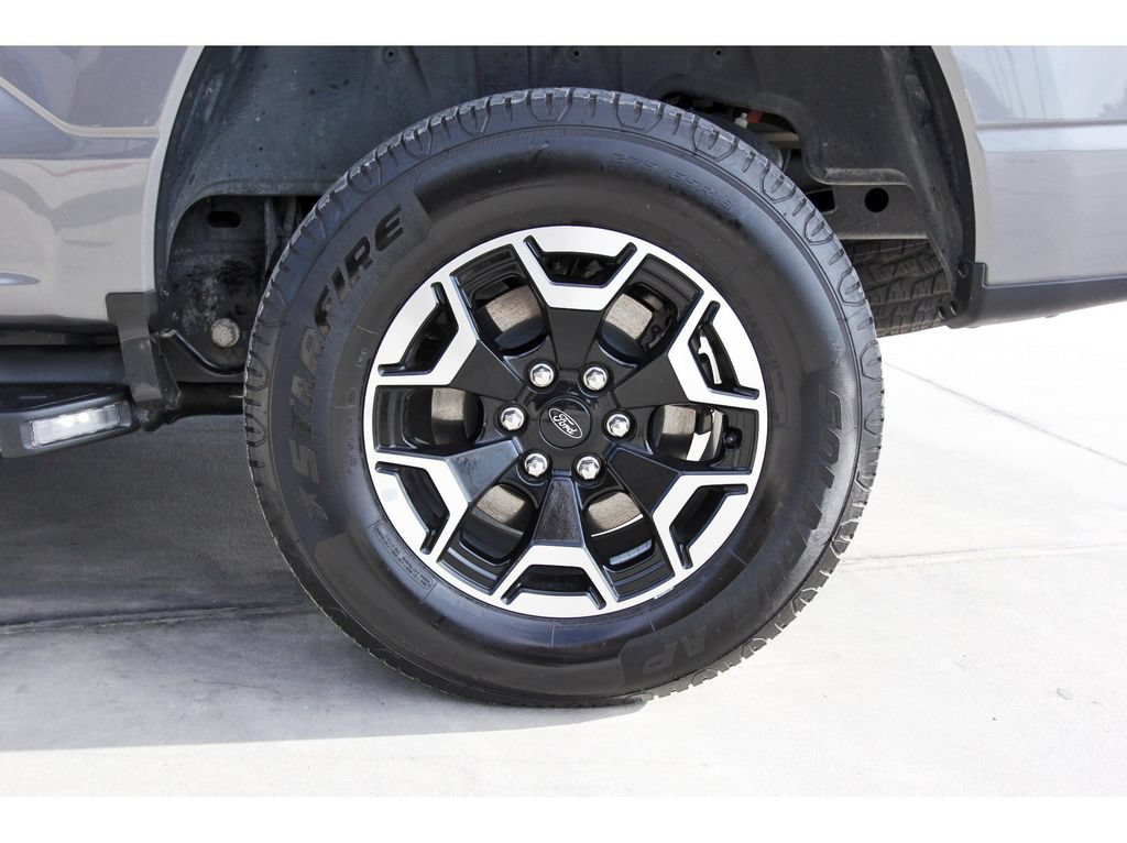 Used 2023 Ford F150 Lightning XLT AWD/4WD image 29