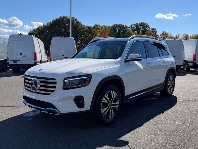 New 2026 Mercedes-Benz GLB 250 4MATIC image 3