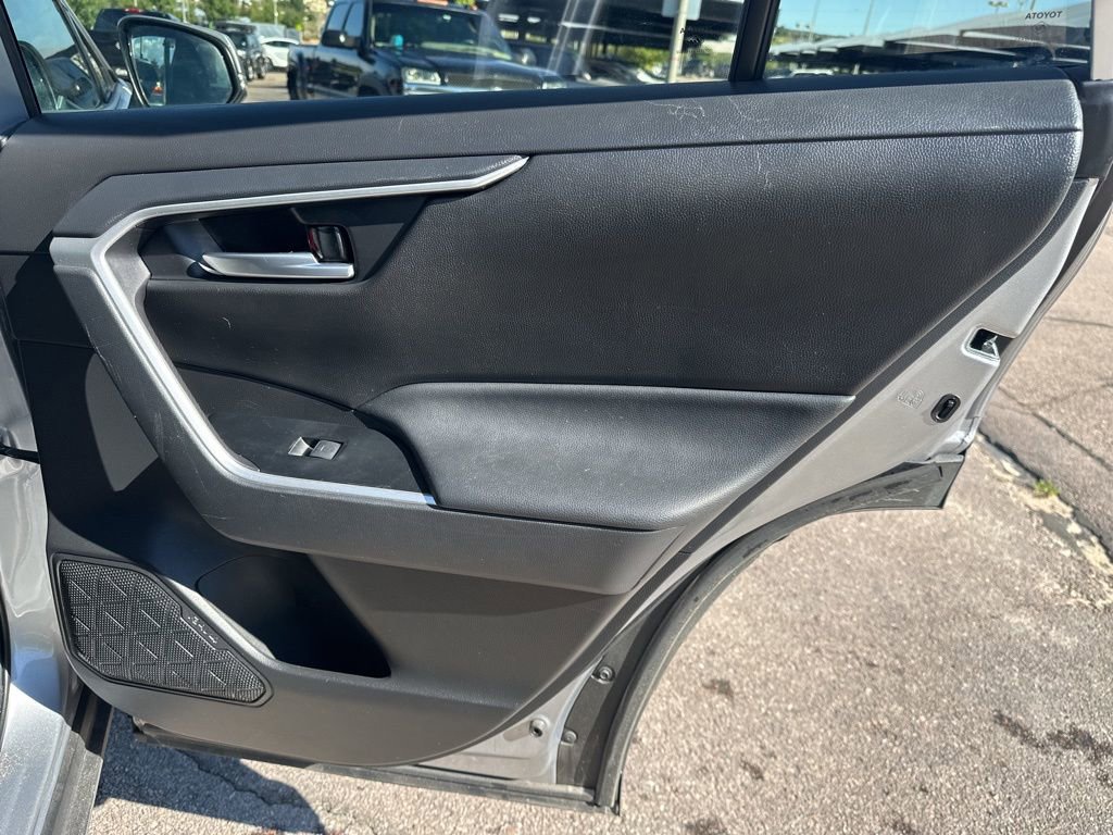Used 2024 Toyota RAV4 XLE image 31