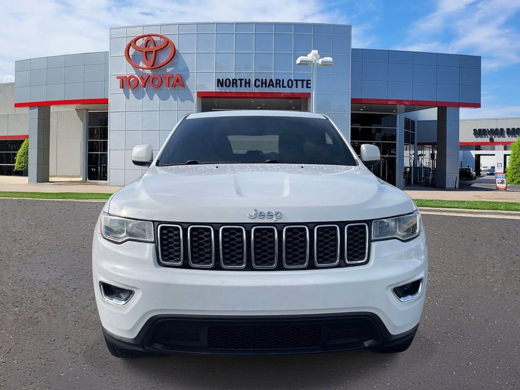 Used 2020 Jeep Grand Cherokee Laredo RWD image 2