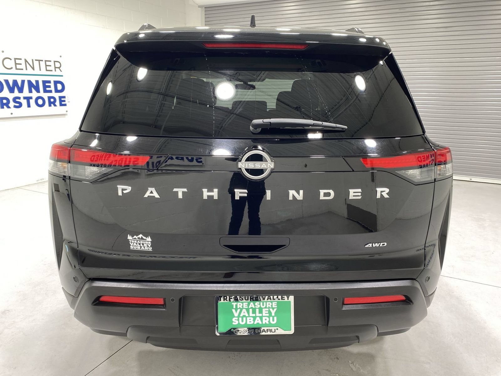 Used 2025 Nissan Pathfinder SV AWD/4WD image 7