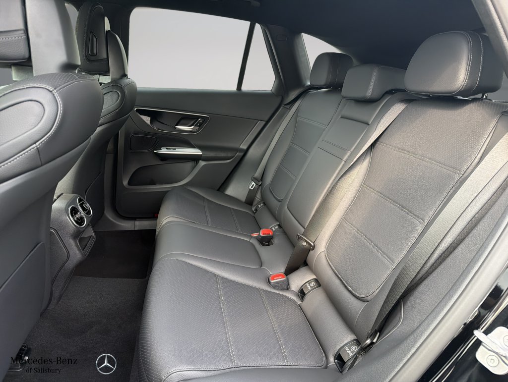 New 2026 Mercedes-Benz GLC 300 4MATIC image 16