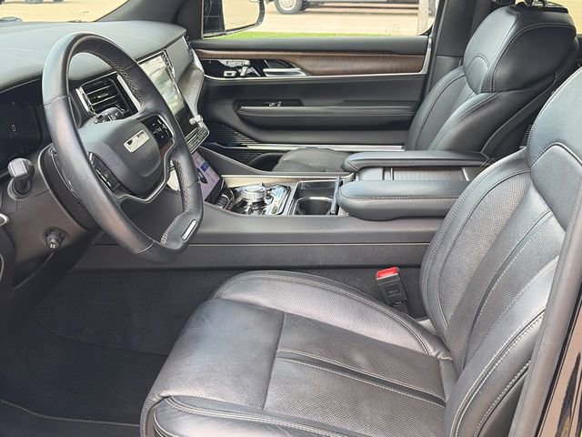 Used 2023 Jeep Grand Wagoneer 4WD image 17