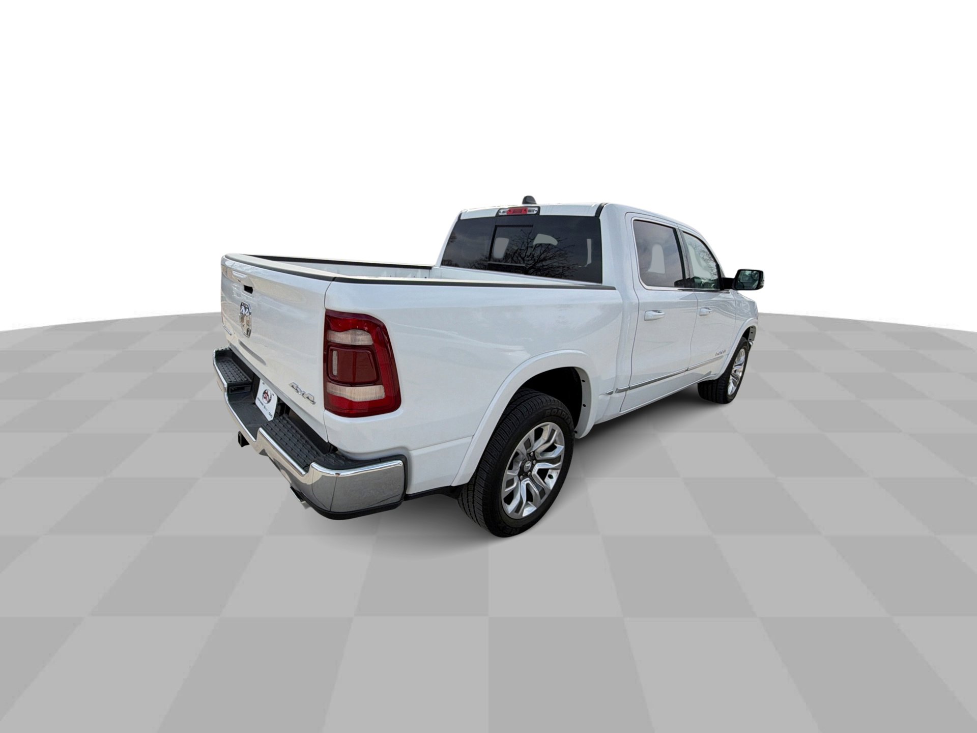 Used 2024 RAM 1500 Limited w/ Trailer Tow Group image 9