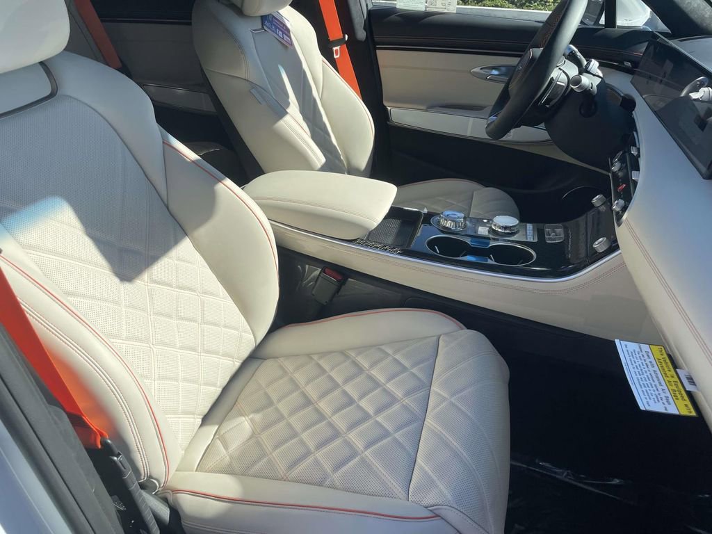 New 2026 Genesis GV70 3.5T Sport Prestige AWD/4WD image 28