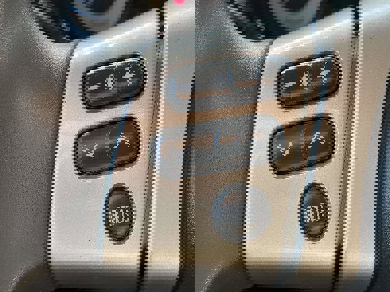 Used 2013 Toyota FJ Cruiser 2WD image 18