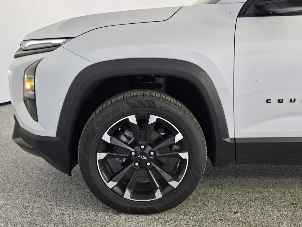 New 2026 Chevrolet Equinox RS w/ Convenience Package III FWD image 9