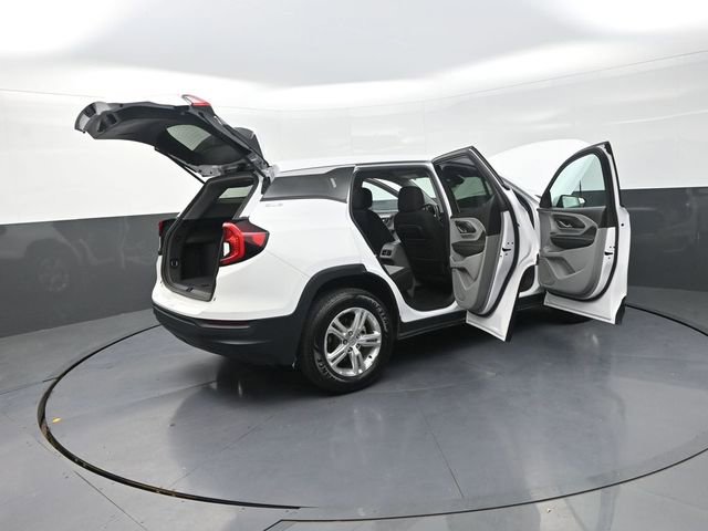 Used 2024 GMC Terrain SLE image 33
