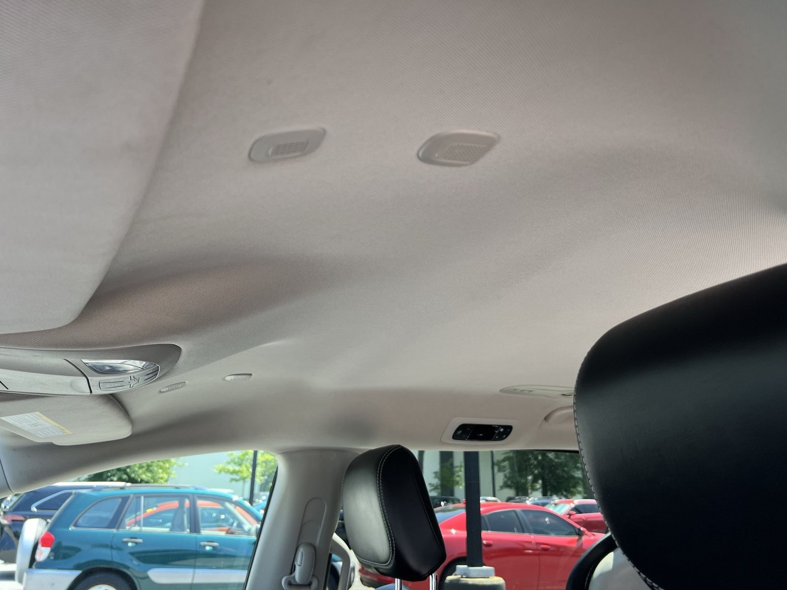 Used 2023 Chrysler Pacifica Touring-L FWD image 24