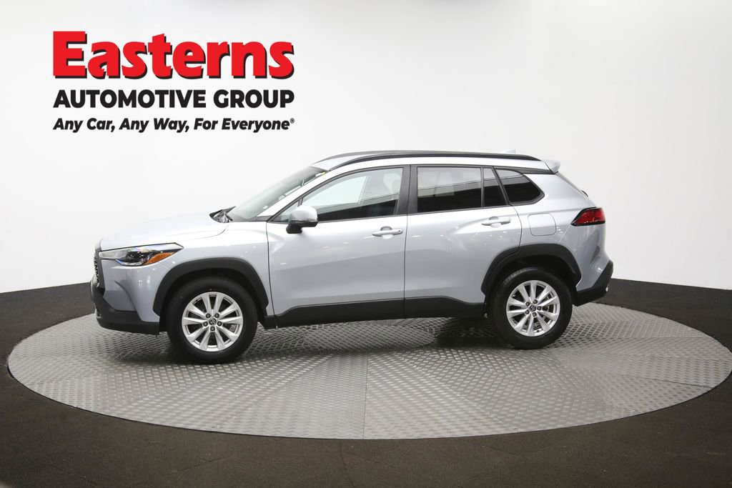 Used 2024 Toyota Corolla Cross LE image 58