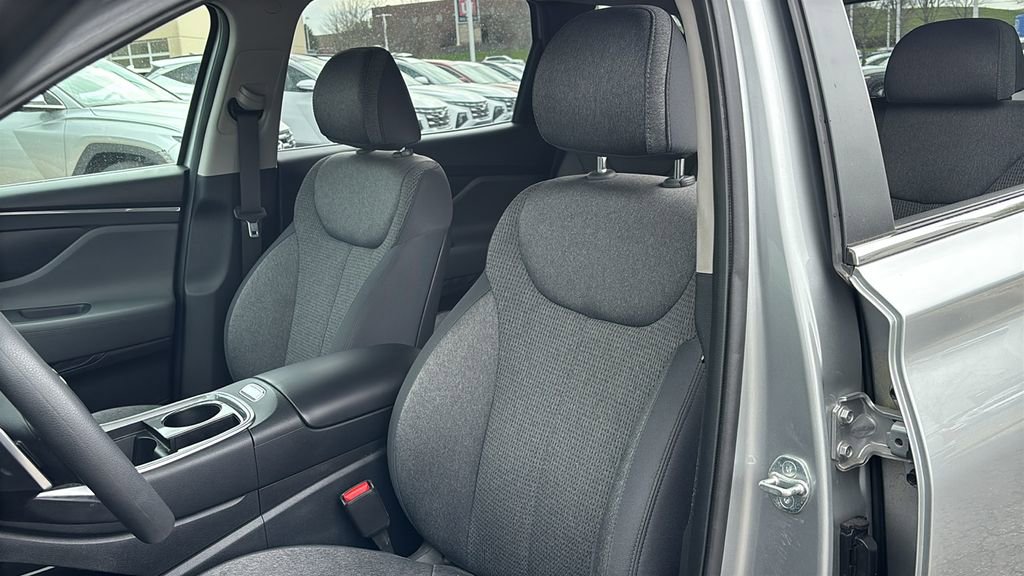 Used 2023 Hyundai Santa Fe SE AWD/4WD image 10