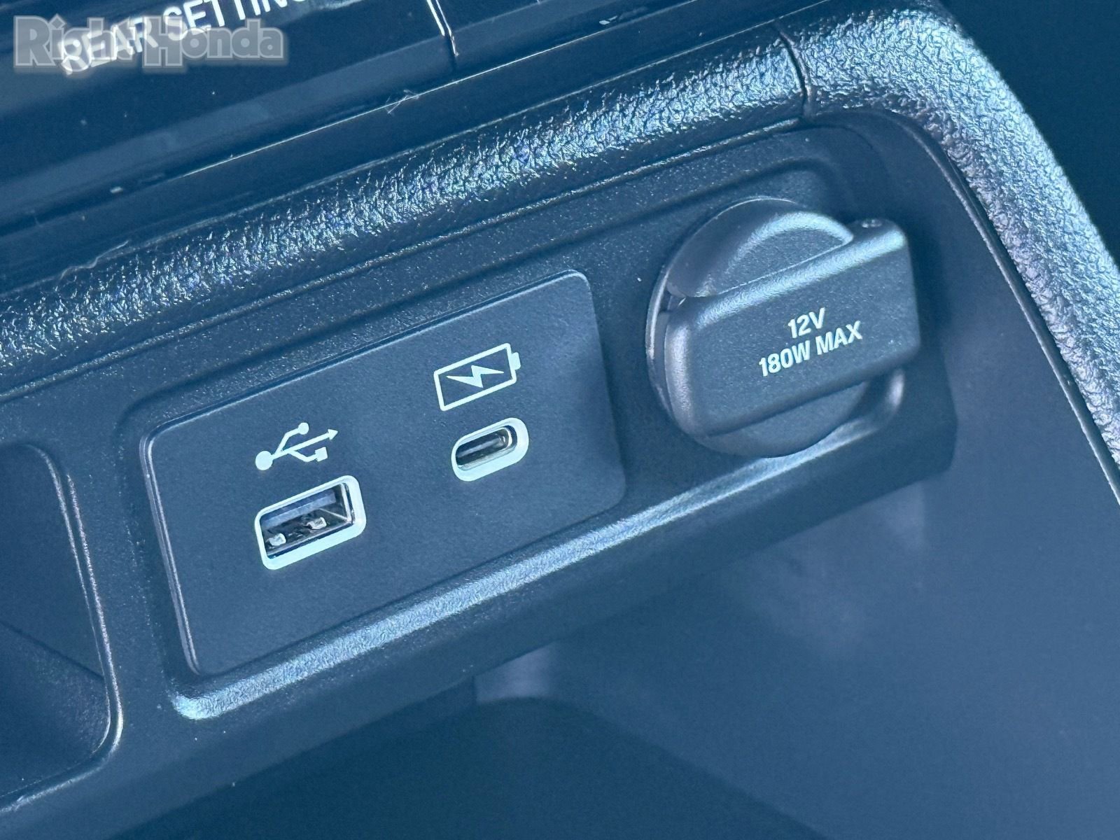 Certified 2025 Honda Pilot Black Edition image 24