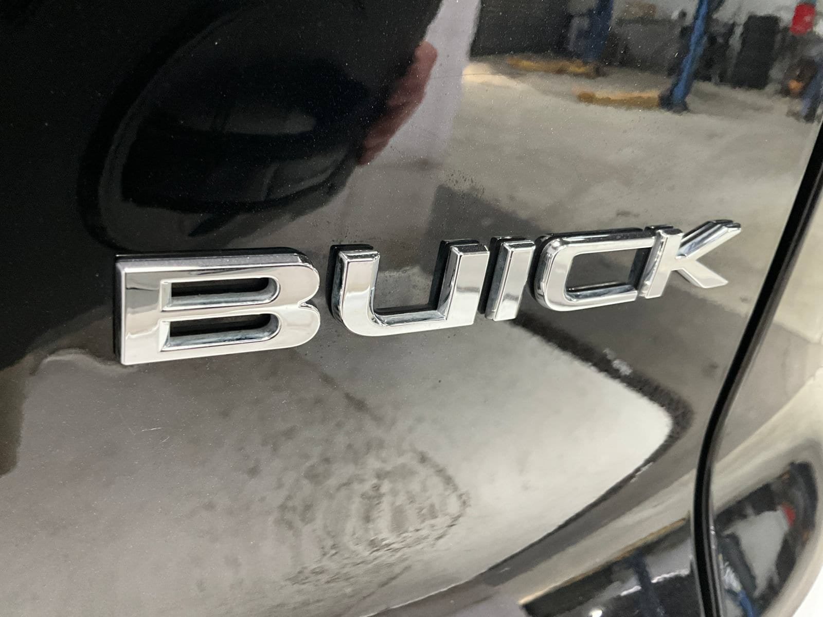 Used 2025 Buick Enclave Avenir AWD/4WD image 31
