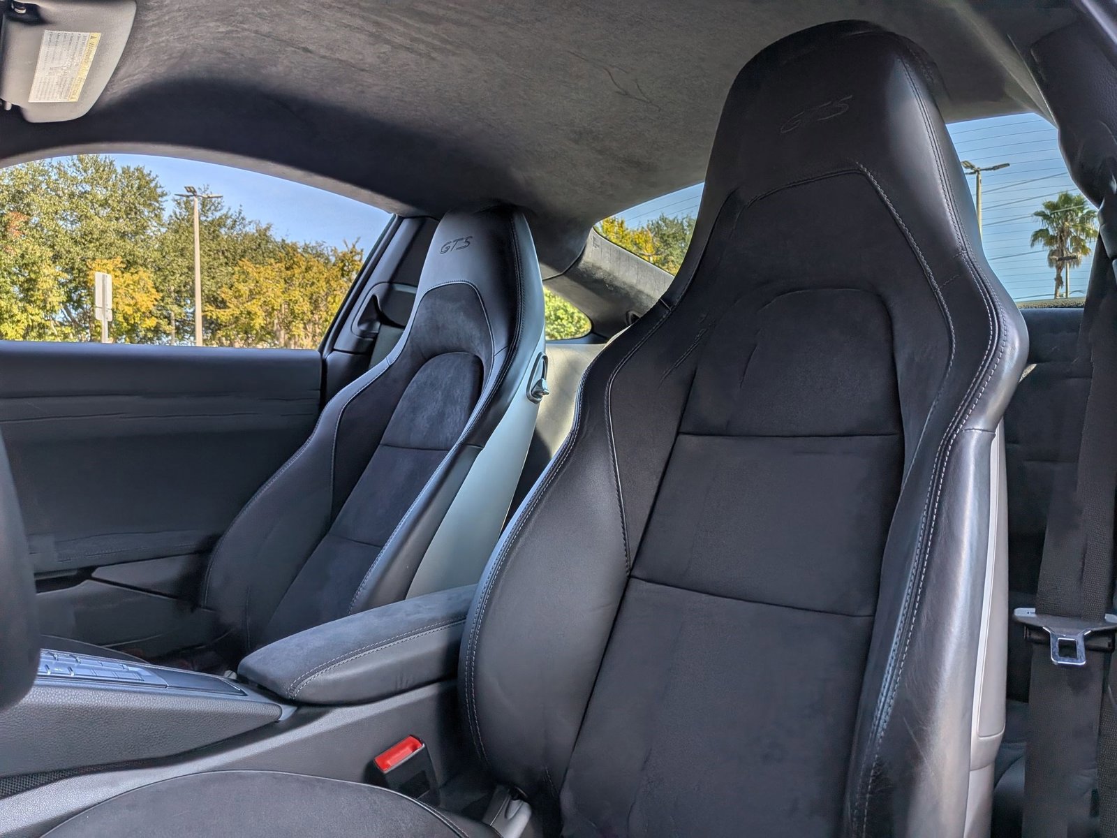 Certified 2017 Porsche 911 Carrera GTS image 5