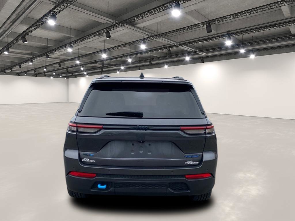 Used 2022 Jeep Grand Cherokee Trailhawk image 6