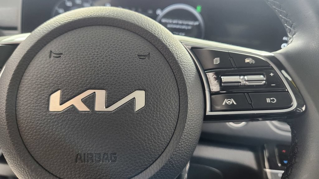 Used 2024 Kia Seltos EX AWD/4WD image 23