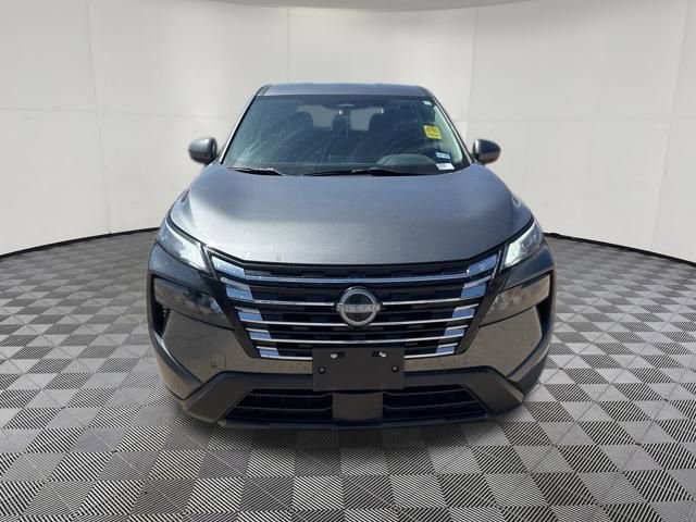 Used 2024 Nissan Rogue SV FWD image 12