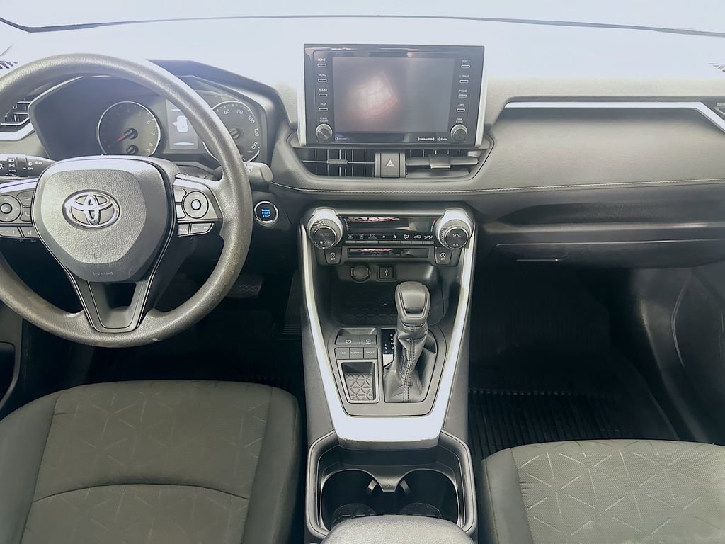 Used 2021 Toyota RAV4 XLE w/ Convenience Package image 18