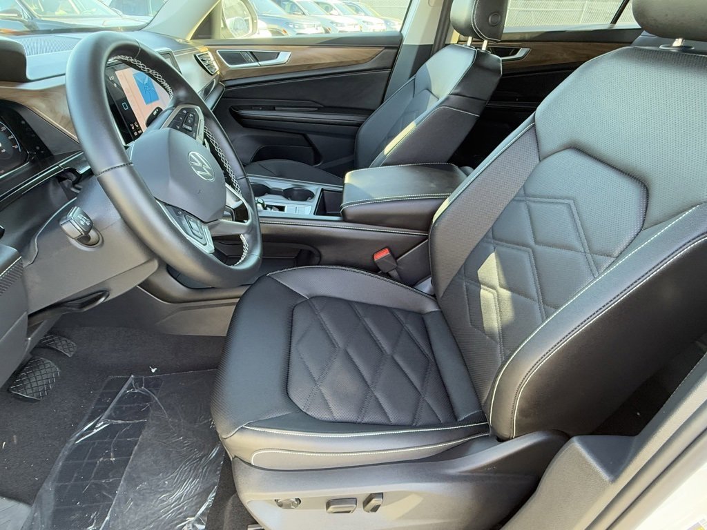 New 2026 Volkswagen Atlas SE image 12