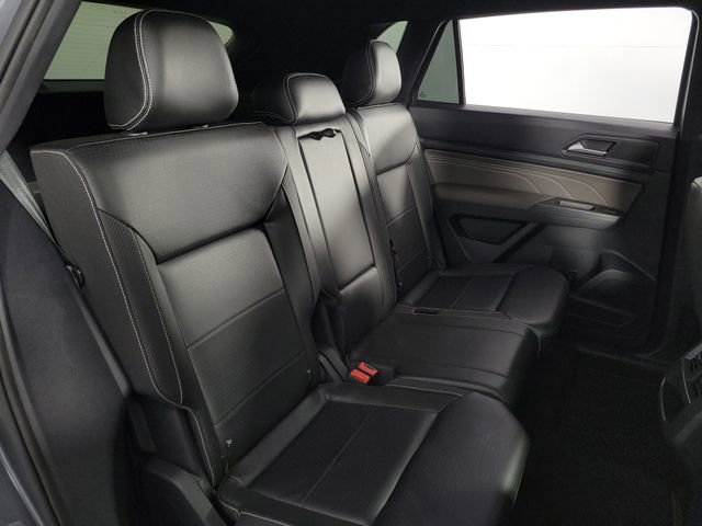 Used 2021 Volkswagen Atlas Cross Sport SE image 15