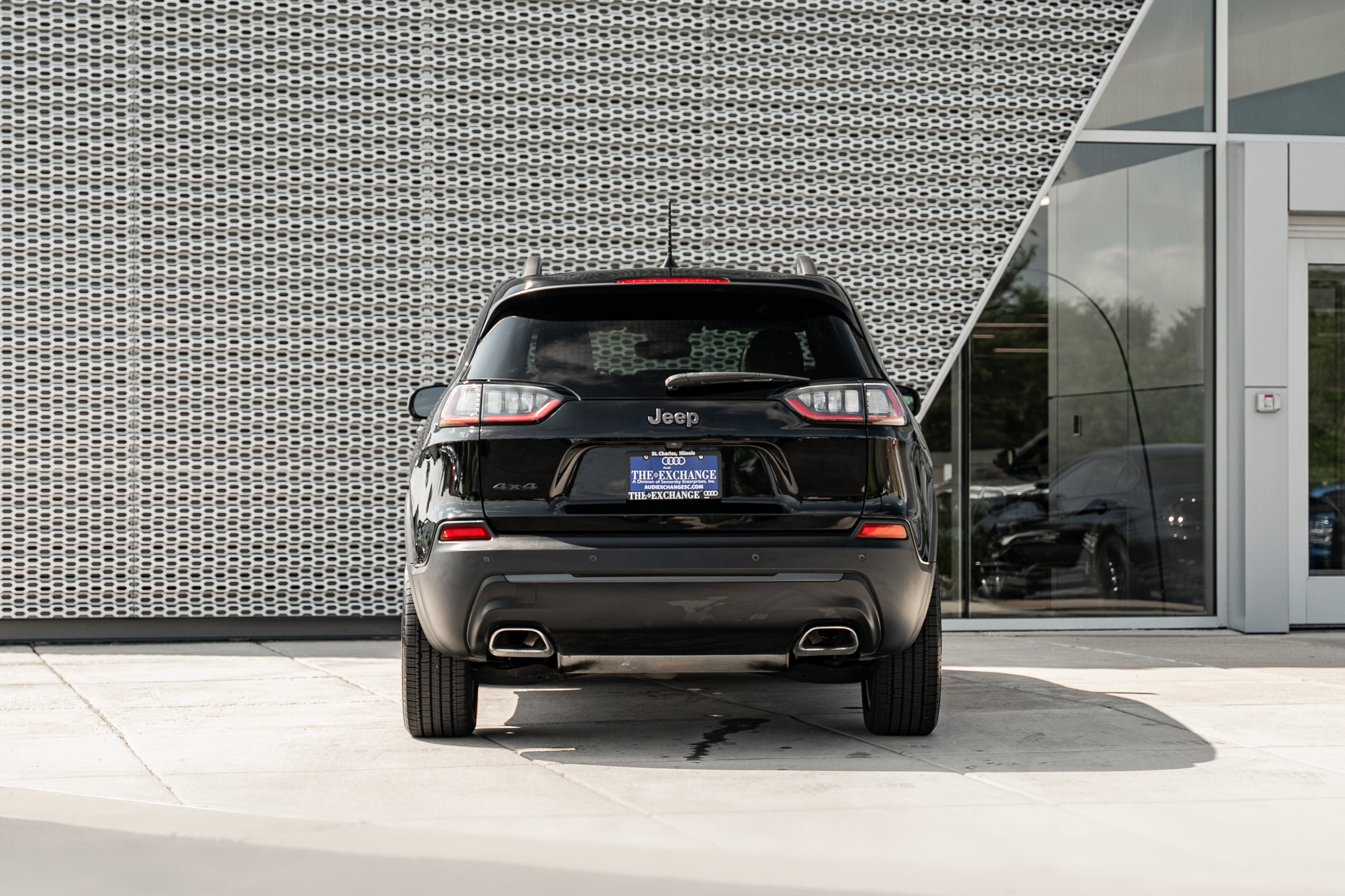 Used 2021 Jeep Cherokee Latitude Lux 80th Anniv w/ Quick Order Package 26U 80TH AWD/4WD image 23