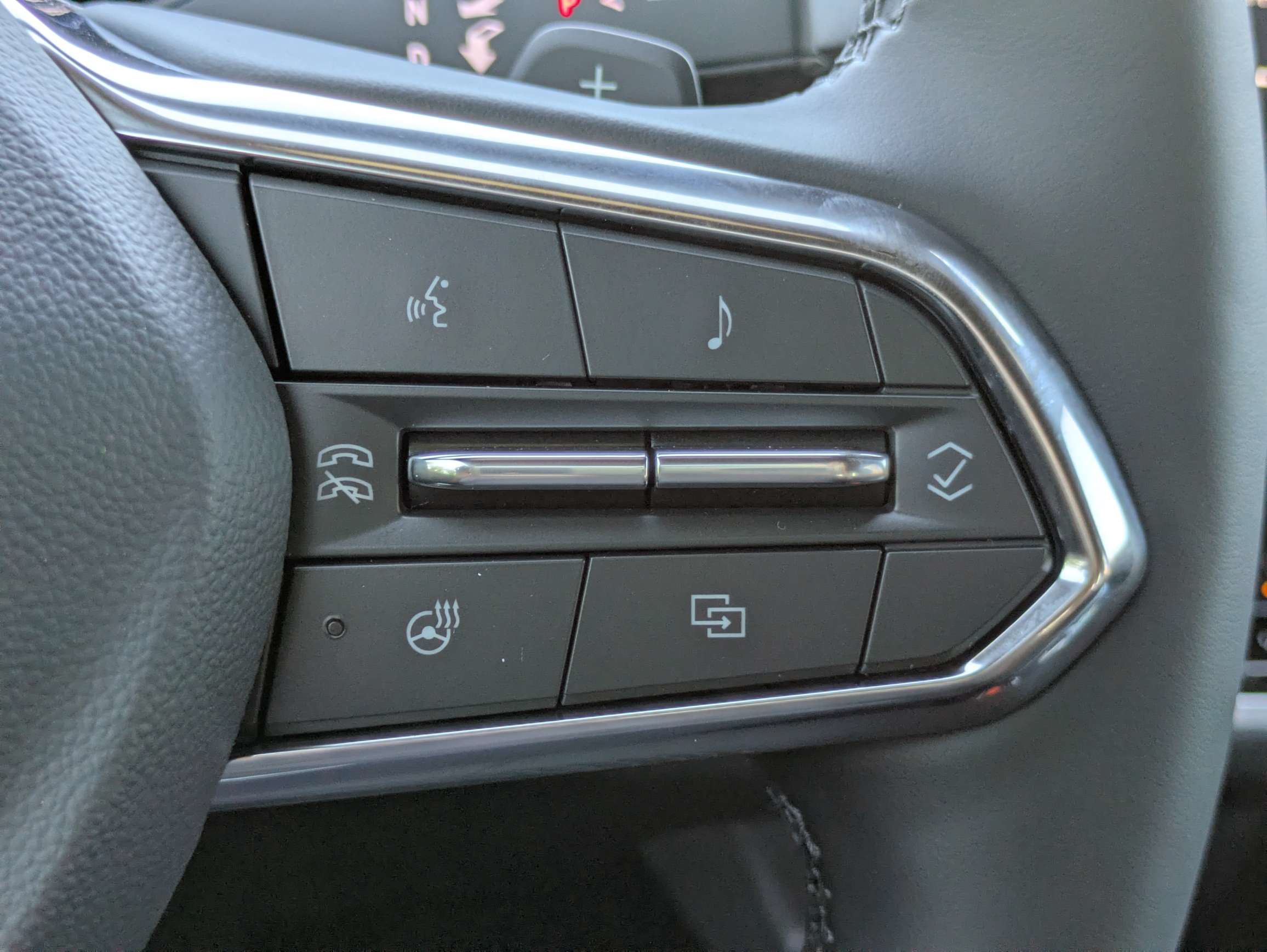 New 2027 Chevrolet Equinox LT FWD image 16