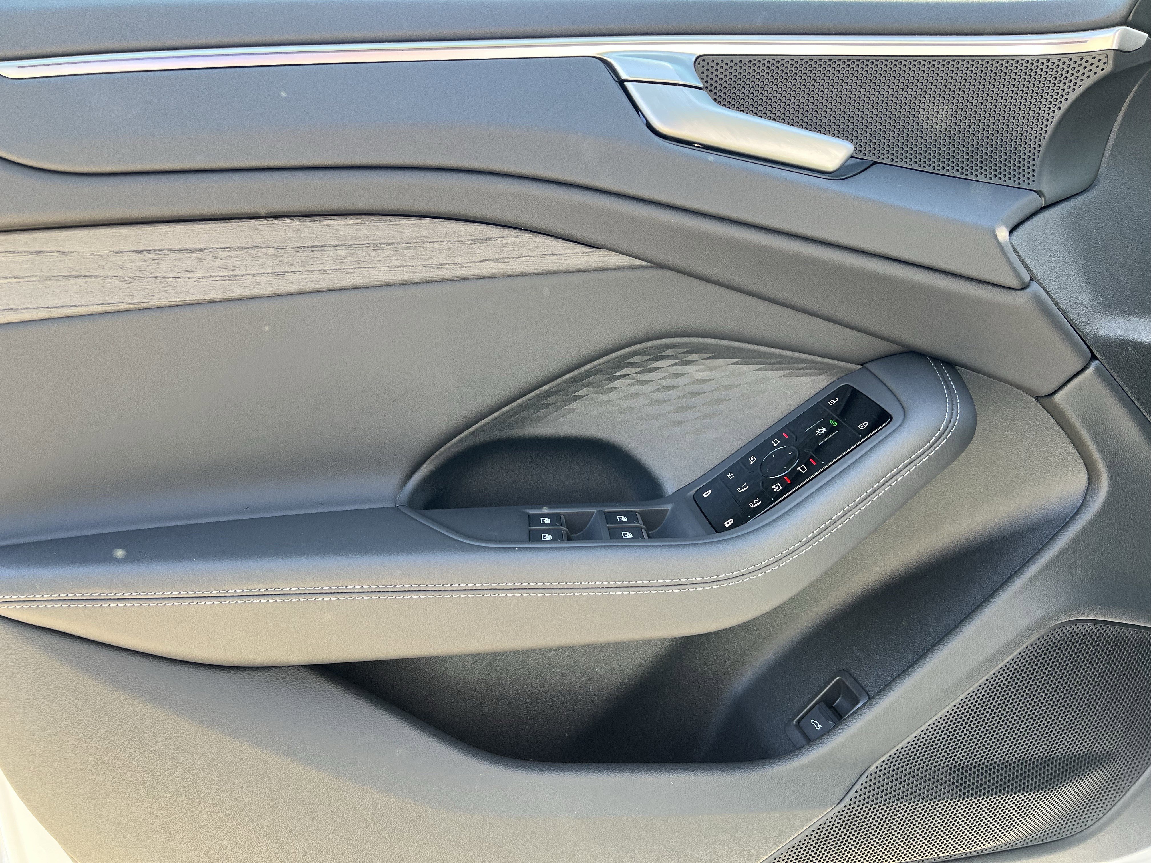 Used 2026 Audi A6 Premium w/ 20" Wheel Package AWD/4WD image 14