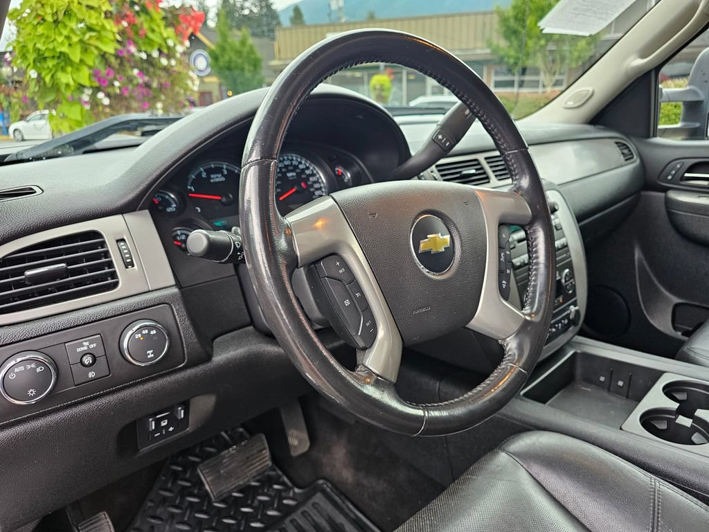 Used 2012 Chevrolet Silverado 3500 LTZ w/ LTZ Plus Package AWD/4WD image 26