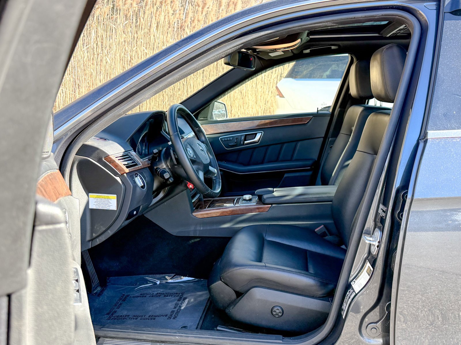 Used 2012 Mercedes-Benz E 350 4MATIC Sedan image 17