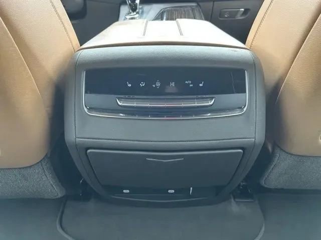 Used 2021 Cadillac Escalade ESV Premium Luxury w/ Heavy-Duty Trailer Package image 19