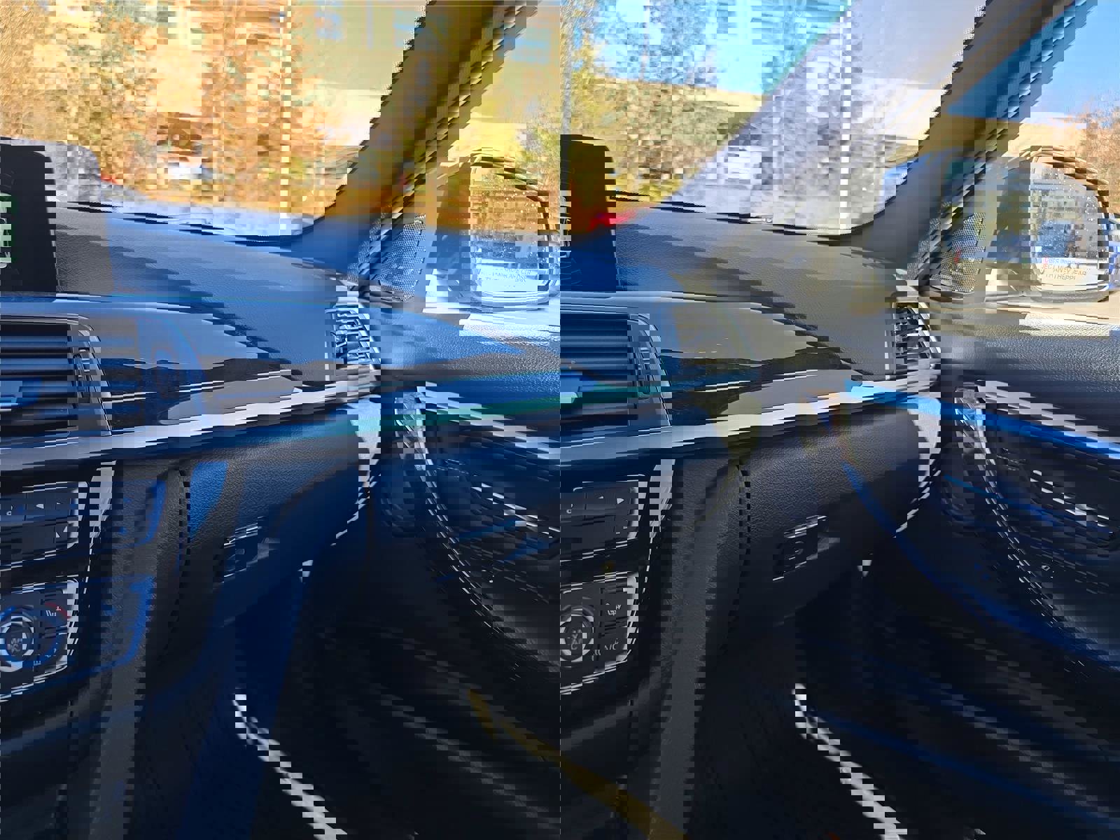 Used 2016 BMW 340i xDrive Sedan image 25