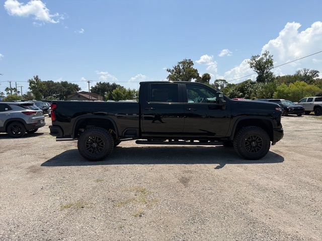 New 2026 Chevrolet Silverado 2500 ZR2 w/ LPO, Dark Essentials Package AWD/4WD image 16