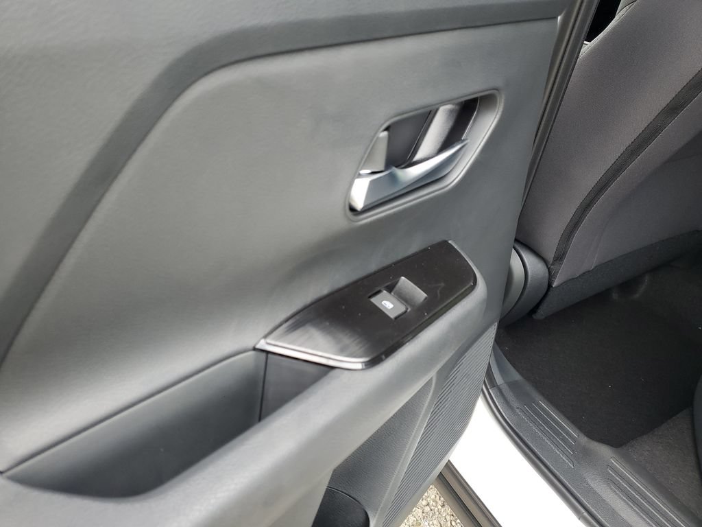 New 2026 Nissan Kicks SV w/ Cold Weather Package FWD image 10