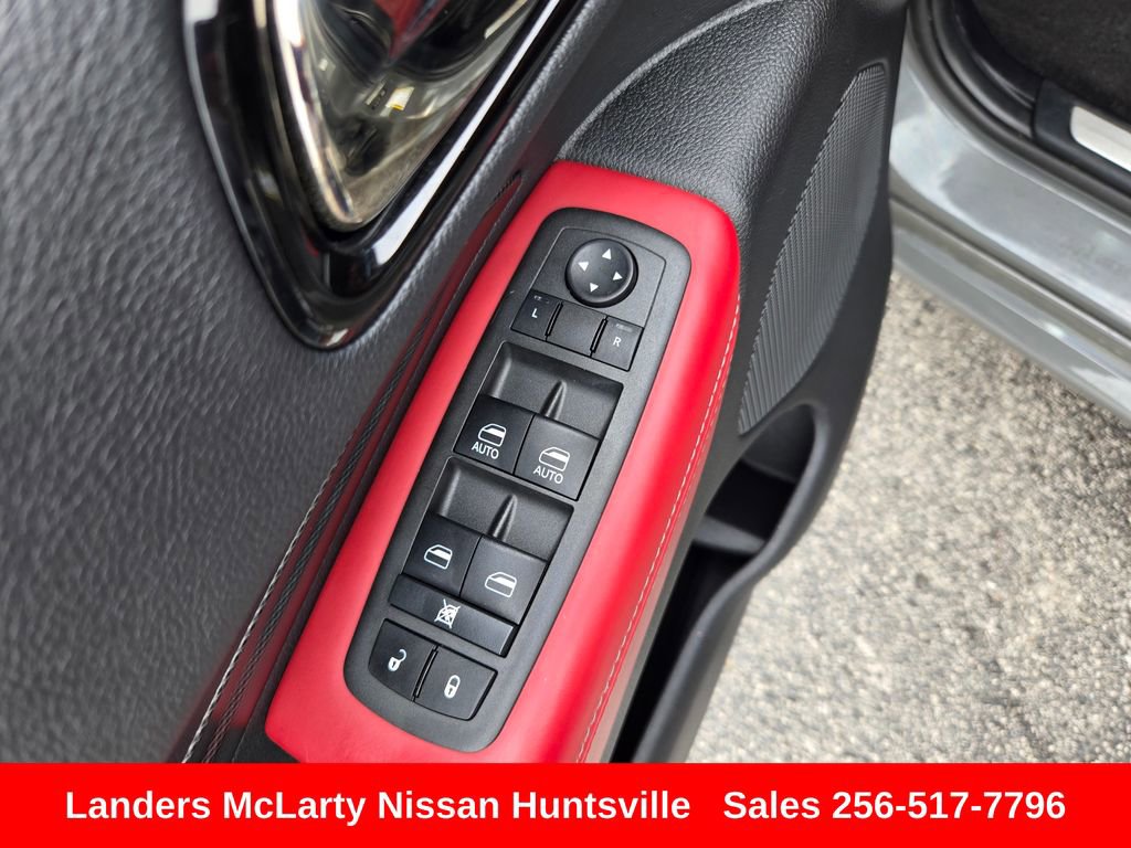 Used 2022 Dodge Durango R/T w/ Blacktop Package RWD image 25