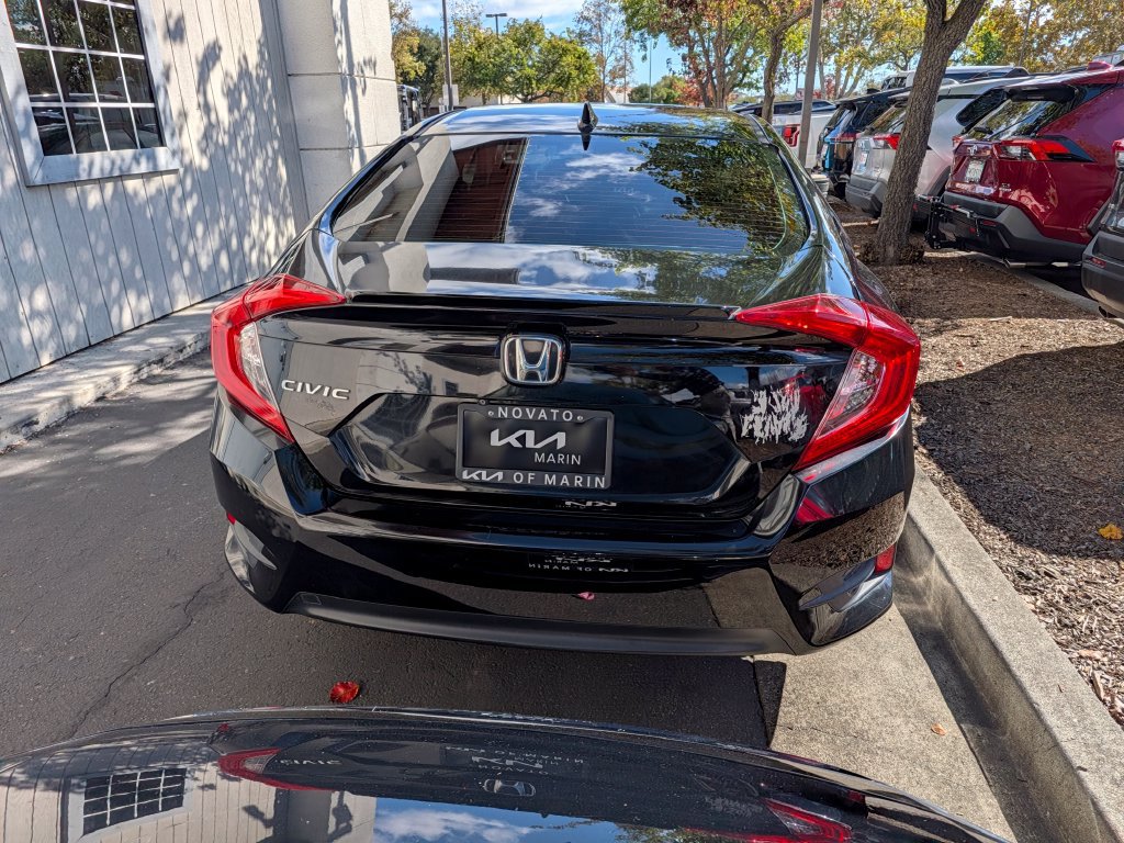 Used 2018 Honda Civic EX-L image 11