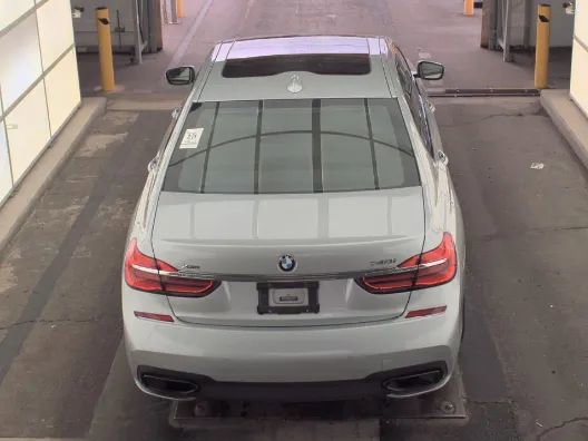 Used 2017 BMW 740i xDrive image 6