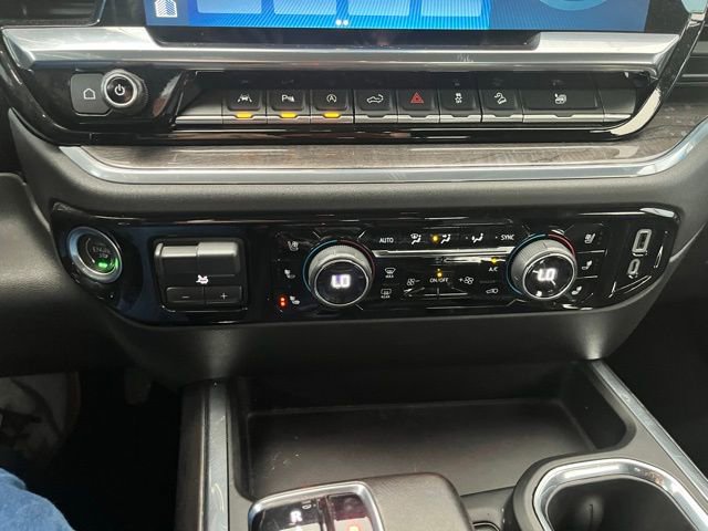 Used 2022 Chevrolet Silverado 1500 LTZ w/ Technology Package image 16