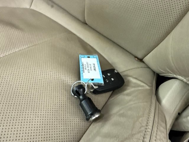 Used 2015 Buick LaCrosse Premium FWD image 32