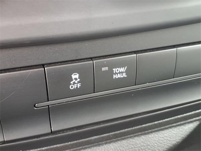 Used 2024 RAM 1500 Classic SLT image 8