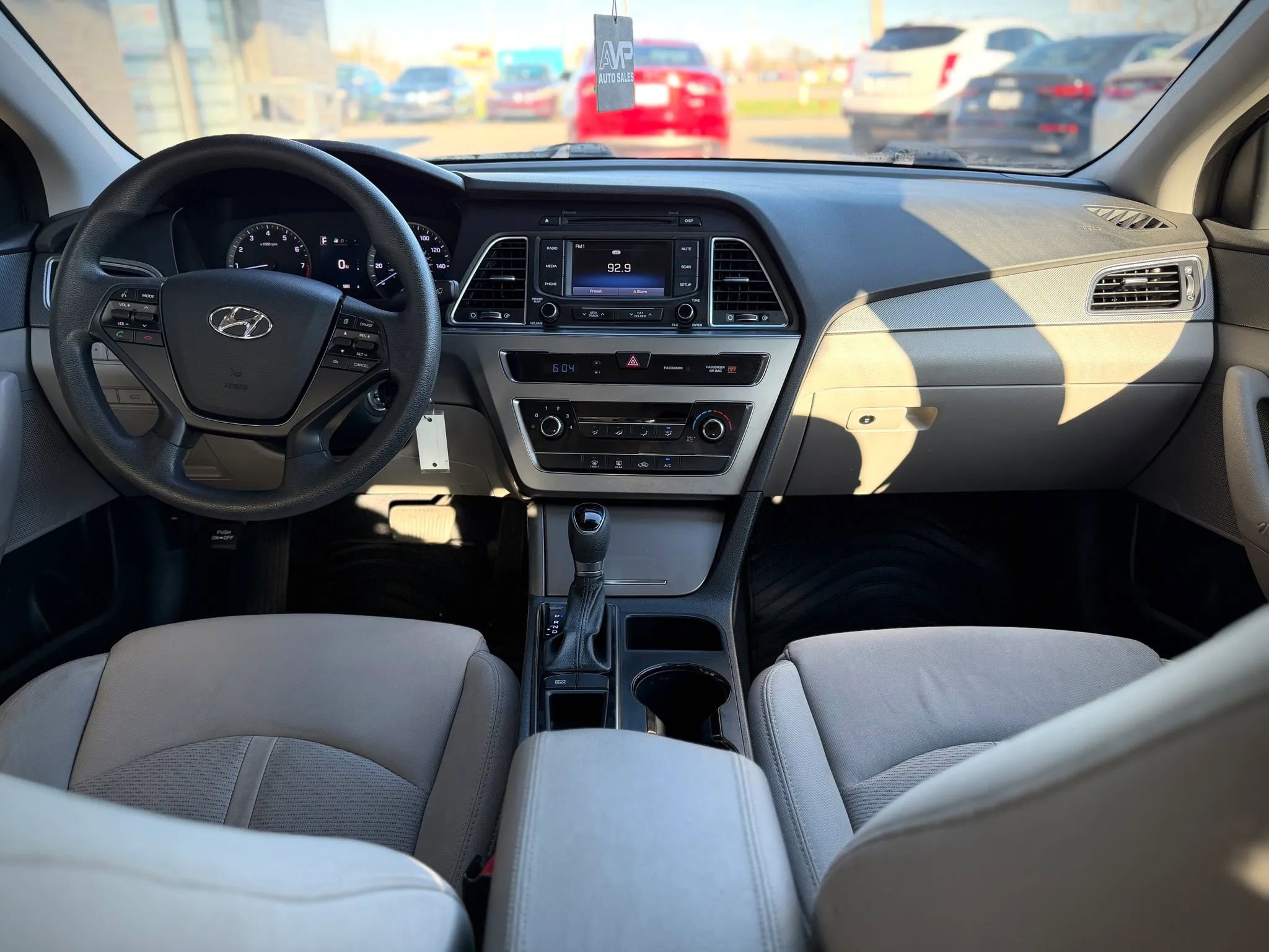Used 2015 Hyundai Sonata SE w/ Option Group 09 FWD image 8