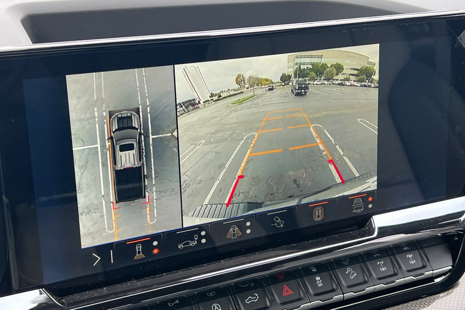 Certified 2025 Chevrolet Silverado 1500 ZR2 w/ Technology Package image 27