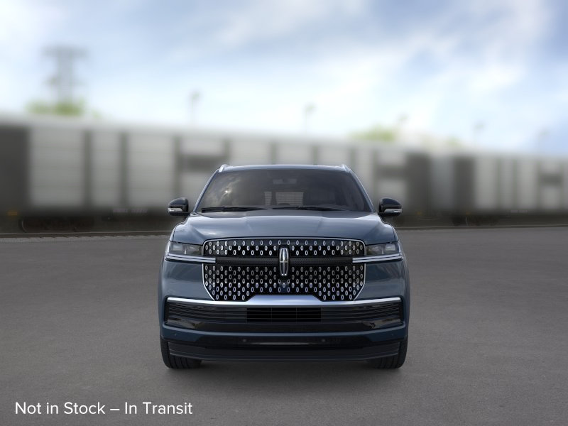 Certified 2026 Lincoln Navigator L Reserve AWD/4WD image 6