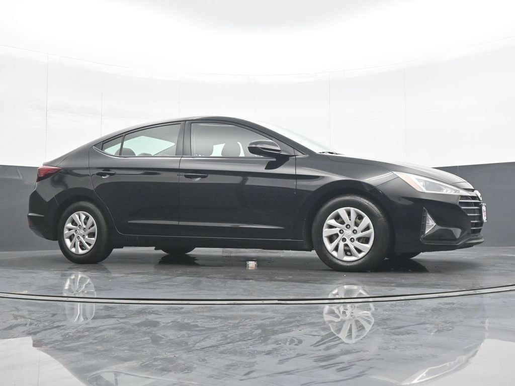 Used 2020 Hyundai Elantra SE w/ Cargo Package (C1) image 32